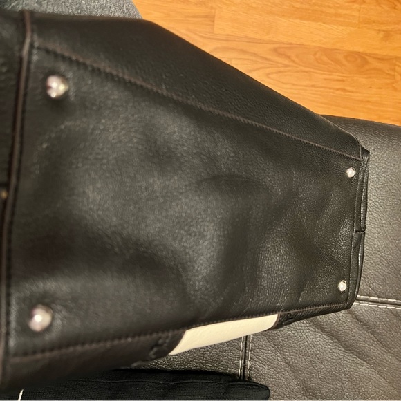 Aimee Kestenberg Crossbody/Satchel excellent condition - supple soft leather - Picture 13 of 16